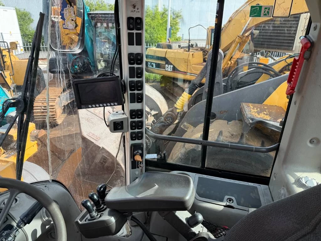 Volvo 2014 - L120H immagine 15
