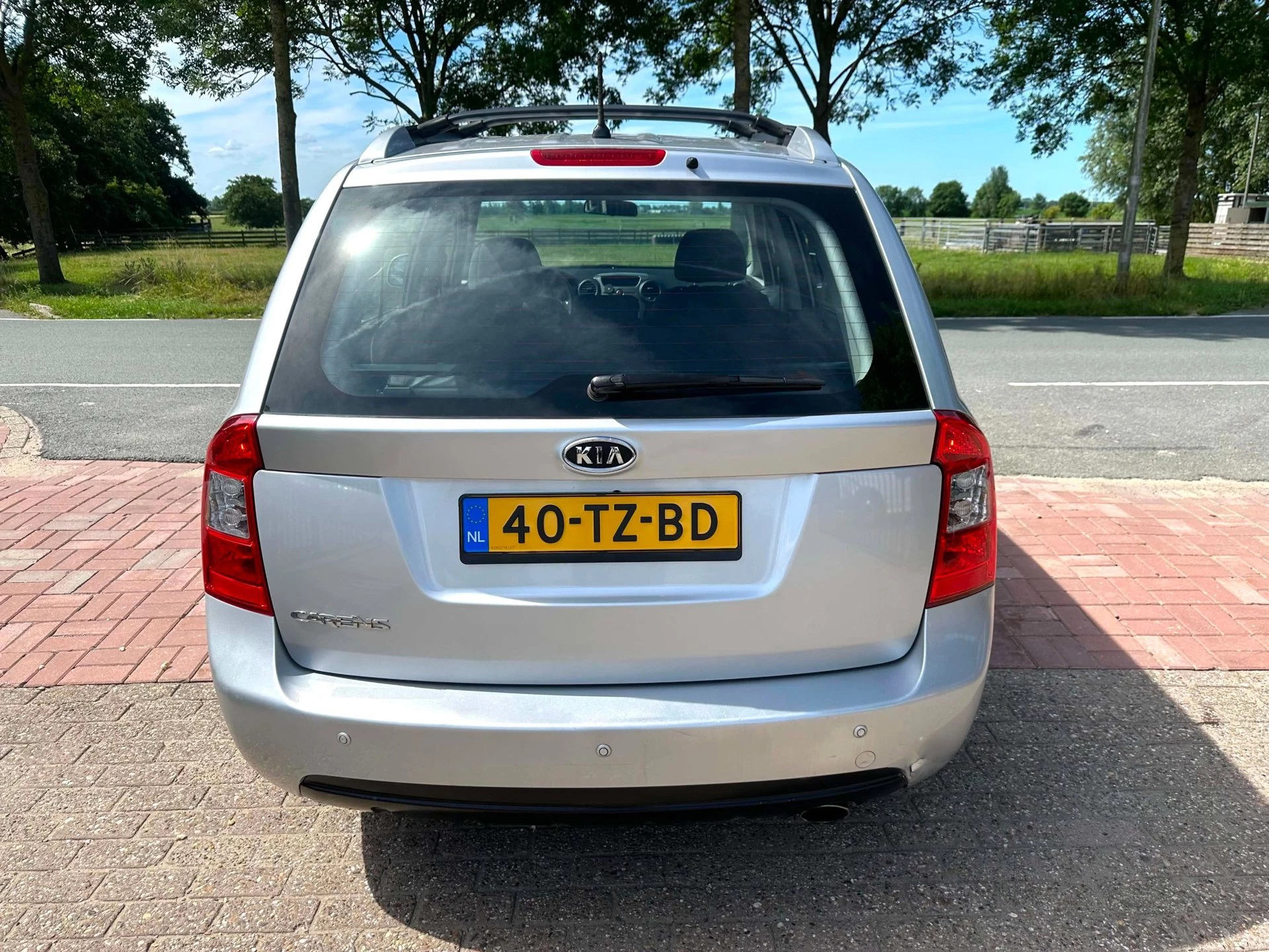 Kia Carens 2007 - 2.0 CVVT X-ecutive Automaat 144 PK Benzine afbeelding 5