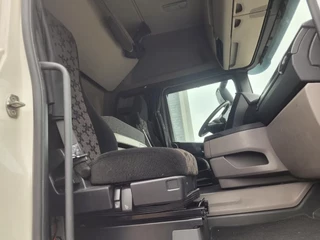 Scania R 2022 - R660 V8 NGS A6X2NB Full air retarder 295wb pto alcoa low km G33 gearbox immagine 4