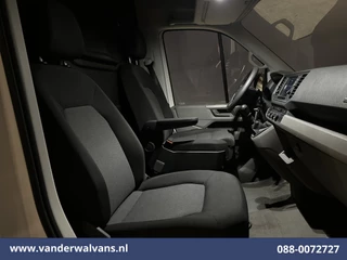 Volkswagen Crafter 2019 - 2.0 TDI 141pk L3H3 L2H2 Euro6 Airco | Navigatie | Camera | LED | Apple Carplay | Adaptieve Cruisecontrol image 9