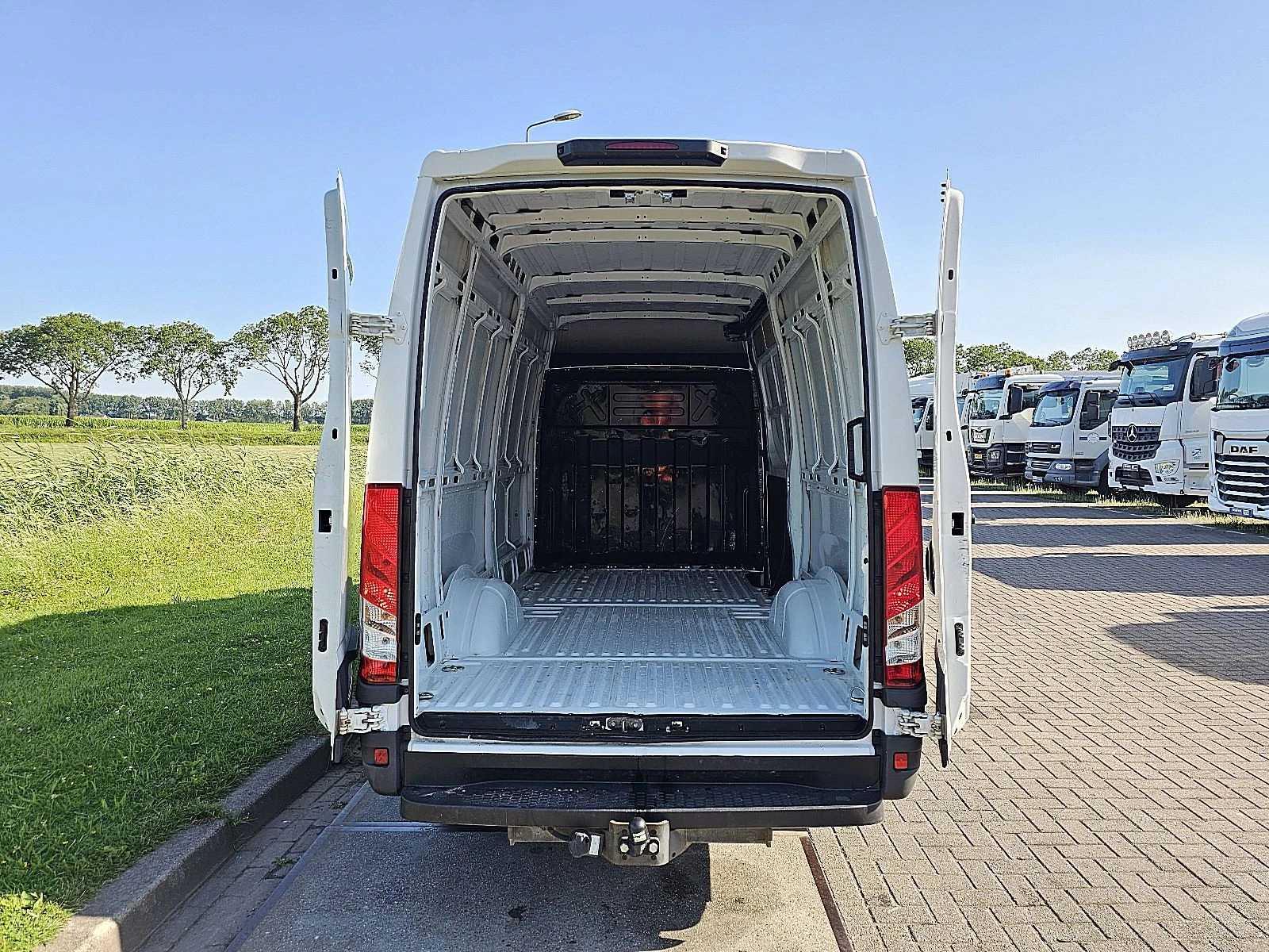 Iveco Daily 2019 - 35S14 zdjęcie 13