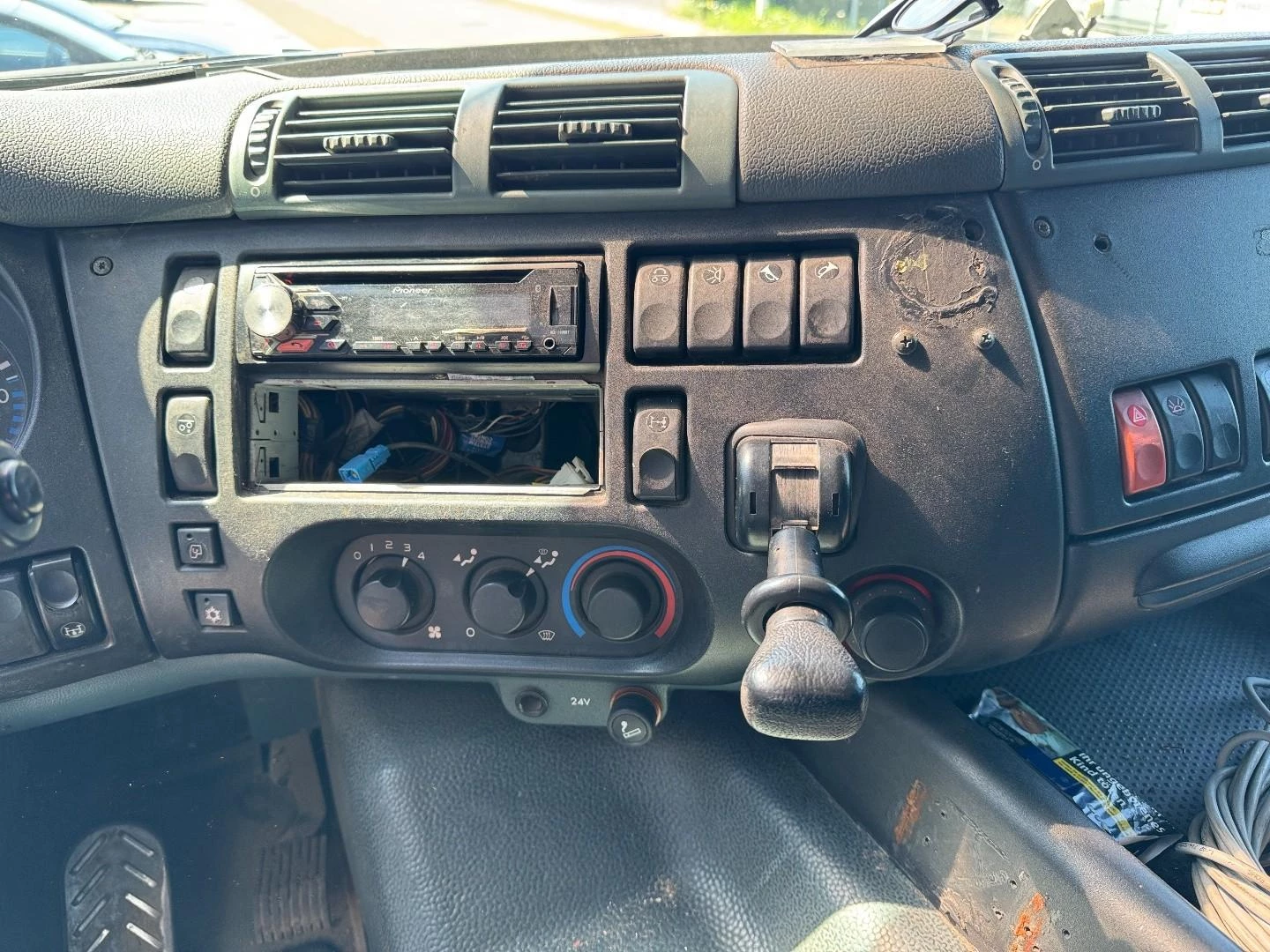 DAF 85 2006 - CF85-380 Palfinger PK 23002 D imagem 45