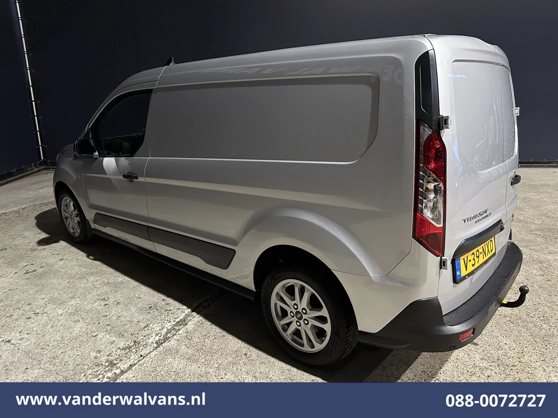 Ford Transit Connect 2021 - 1.5 EcoBlue 100pk L2H1 Euro6 Airco | Camera | Navigatie | Trekhaak | LM velgen image 9