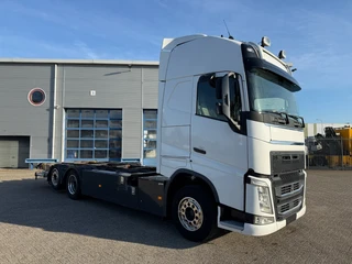 Volvo FH 2016 - FH4-500 / XL / VEB+ / I-PARKCOOL / DYNAMIC STEERING / DOUBLE TANK / LIFT+LENKACHSE / ACC / LWDS / NAVI / XENON / PLATFORM 2 TON / AUTOMATIC / EURO-6 / 2016 afbeelding 2 miniatuur