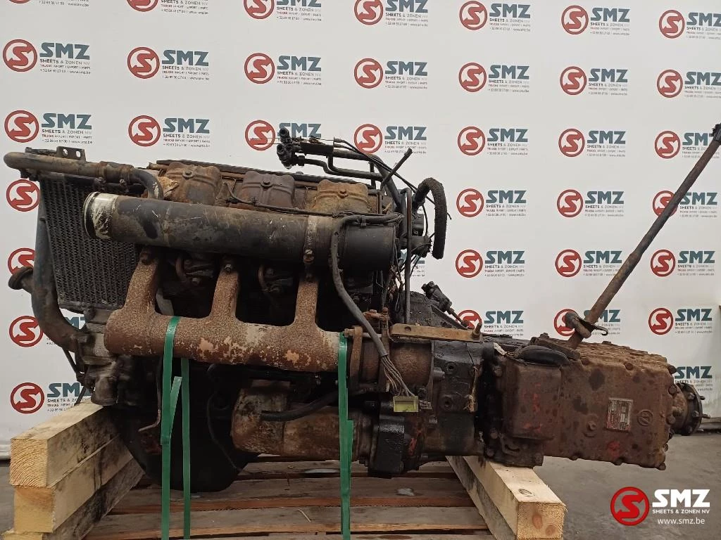 Deutz - Occ motor F6L413V Deutz + versnellingsbak AK6-80-5 afbeelding 1