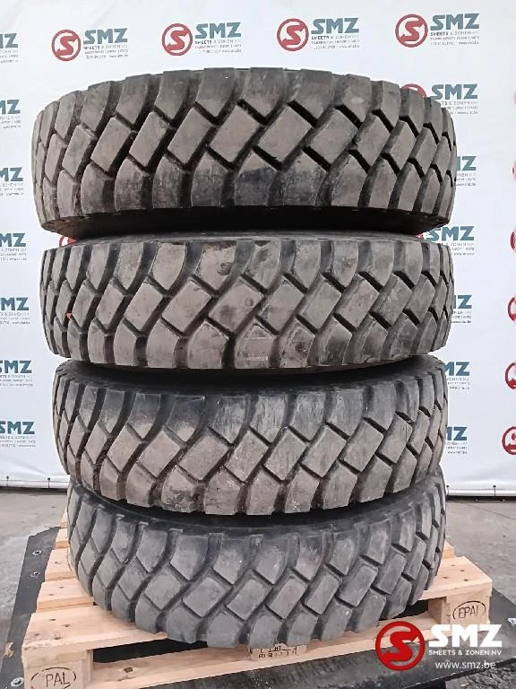 Goodyear - Occ vrachtwagenband Goodyear 12.00R20 immagine 1