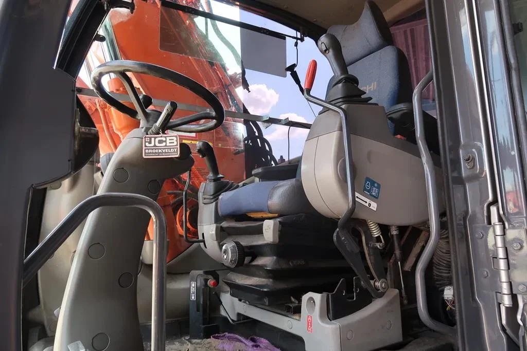 Hitachi 2009 - ZX140 W-3 afbeelding 5