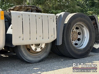 Mercedes-Benz Actros 2013 - 2442 Gigaspace 6x2 - Lift Axle | 2x Tank | NL Truck | Euro 6 image 9