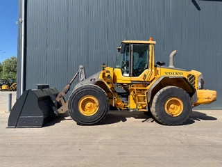 Volvo N/A 2008 - L120F obrazek 2