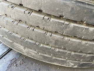 Bridgestone N/A - V-STEEL 275/80R22.5 SET bild 3
