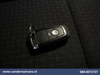 Ford Transit Custom 2024 - 2.0 TDCI 136pk L2H1 Euro6 Airco | Camera | LED | Cruisecontrol | Apple Carplay obrazek 19
