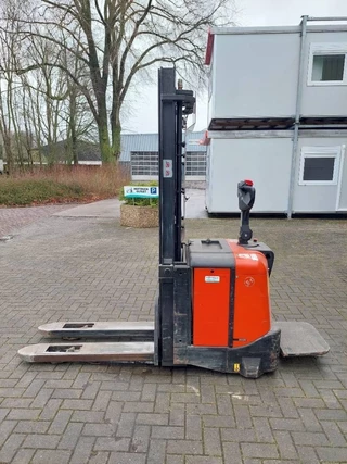 BT N/A 2004 - SPE125L stapelaar met initiaal heffing obrazek 1