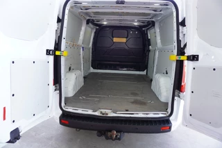 Ford Transit Custom 2020 - 300L 2.0 TDCI 130PK L2H1 Trend image 12