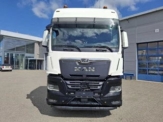 MAN TGX 2020 - 33.510 / 6X4 / HYDRAULICS / !!ONLY:335411 KM!! / ACC / LWDS / NAVI / FRIDGE / AUTOMATIC / EURO-6 / 2020 obrazek 6