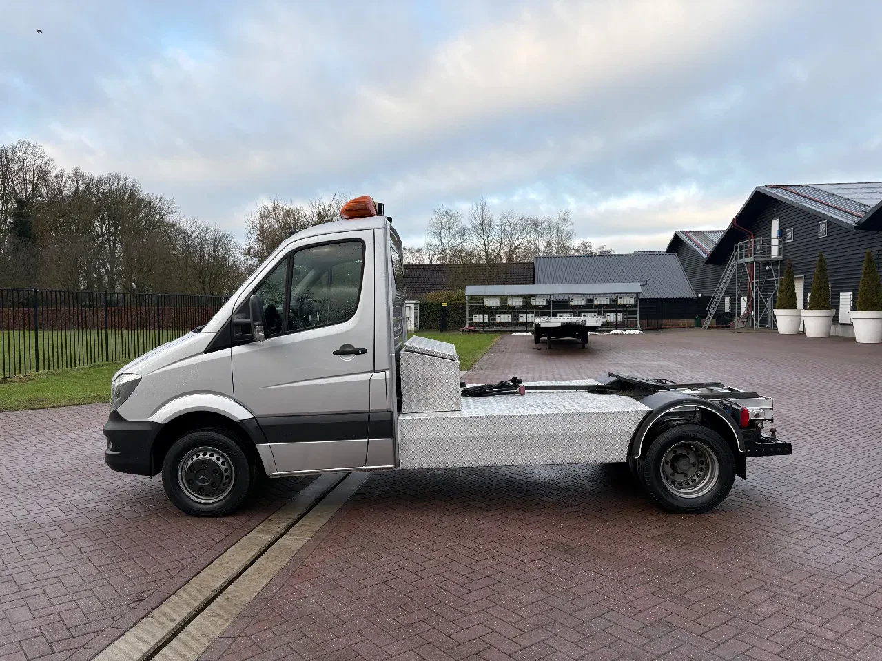 Mercedes-Benz Sprinter 2017 - 516 CDI BE trekker 8.7 ton euro 6 изображение 3