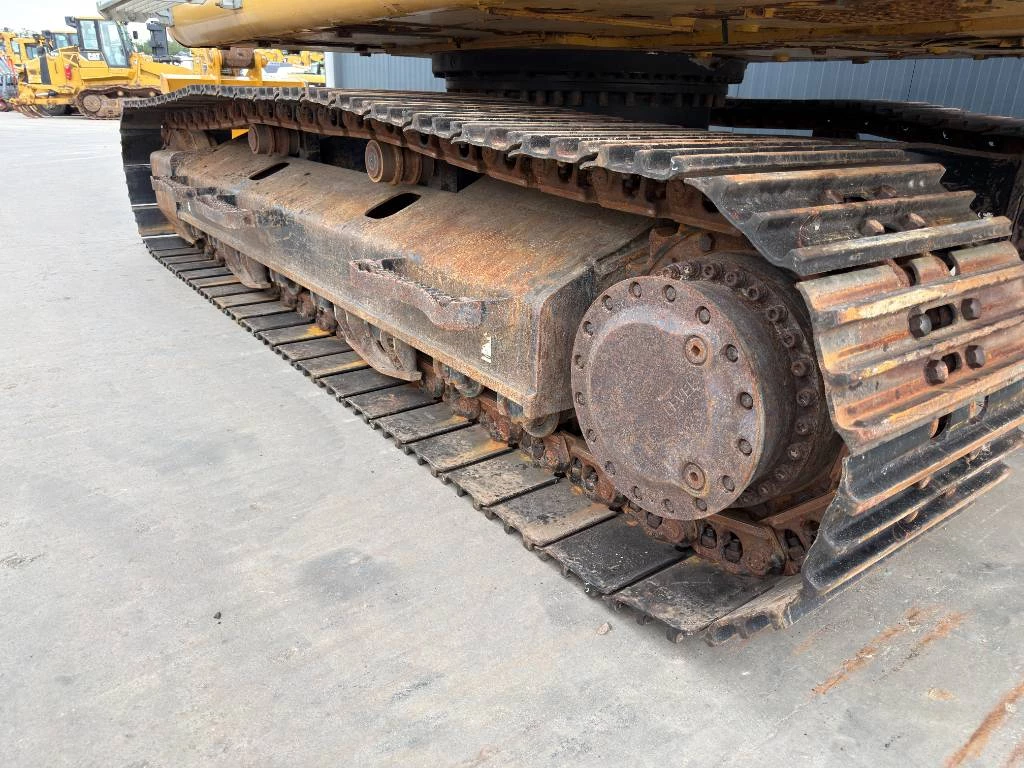 Cat 2019 - 323 07B obrázek 30
