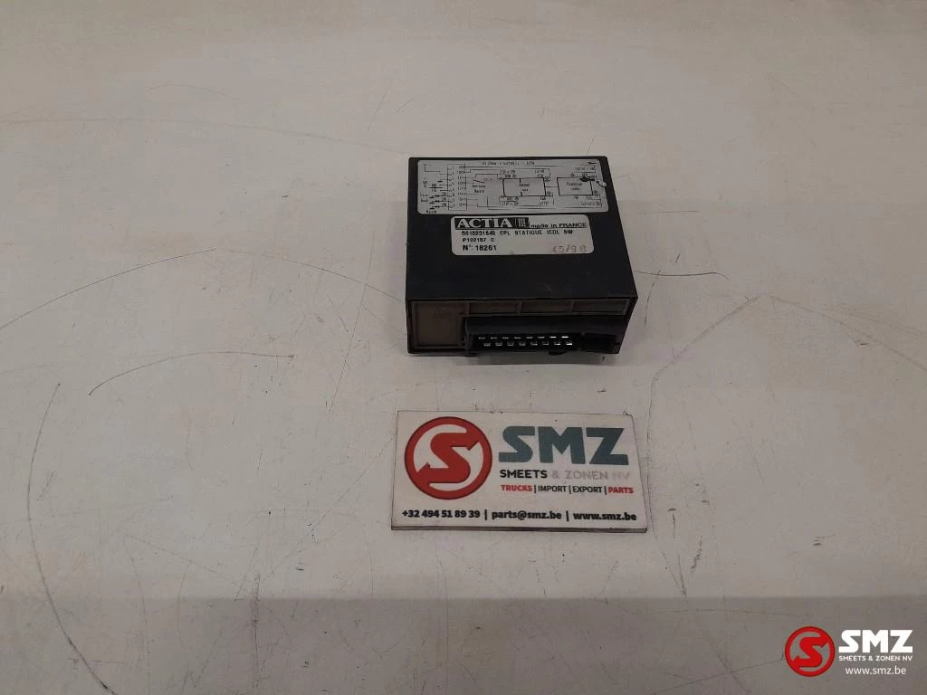 Renault 1997 - Occ ECU ACTIA regeleenheid Renault afbeelding 1