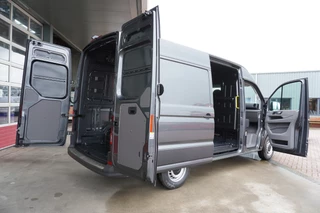 Volkswagen Crafter 2024 - 35 2.0 TDI 141 PK L3H3 Automaat afbeelding 5