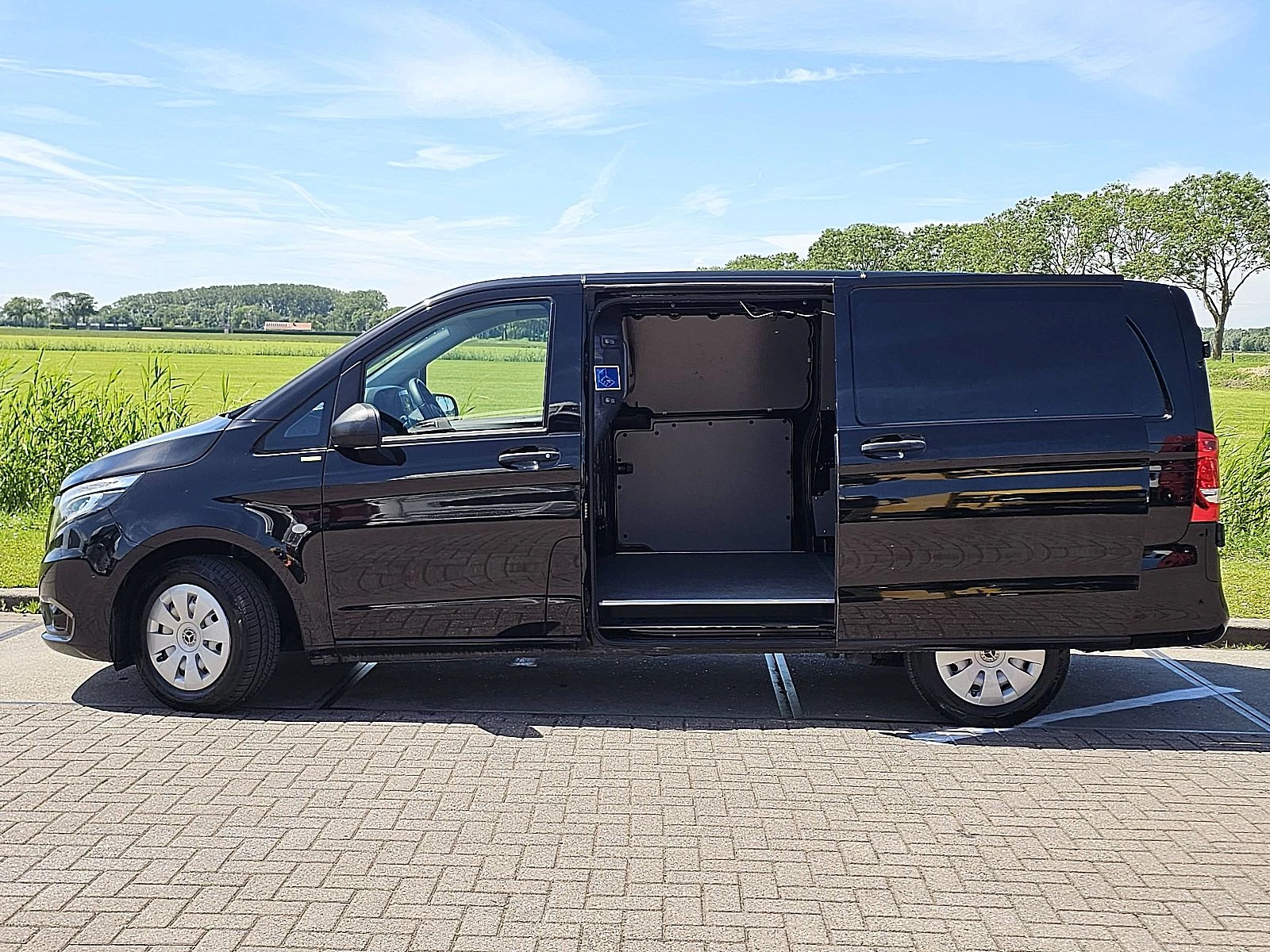 Mercedes-Benz Vito 2022 - 114 image 17