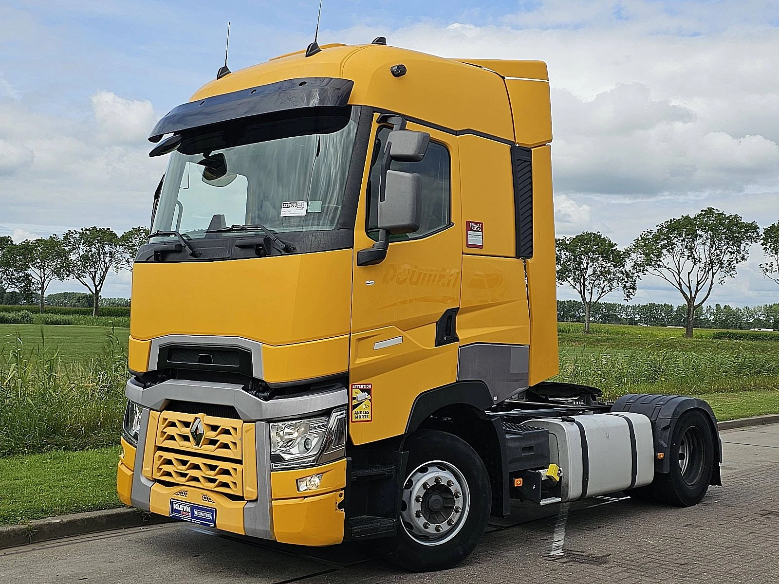 Renault 2019 - T 480 image 2