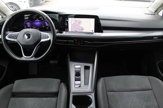 Volkswagen Golf 2020 - 1.5 eTSI Style PANORAMADAK MEMORY ACC SFEER CARPLAY obrazek 2