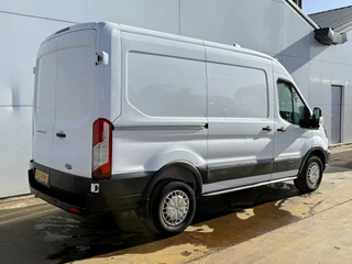 Ford Transit 2024 image 2 thumbnail