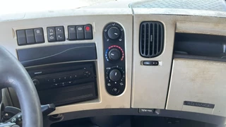 Renault Premium 430 DXI 2011 - N/A image 11