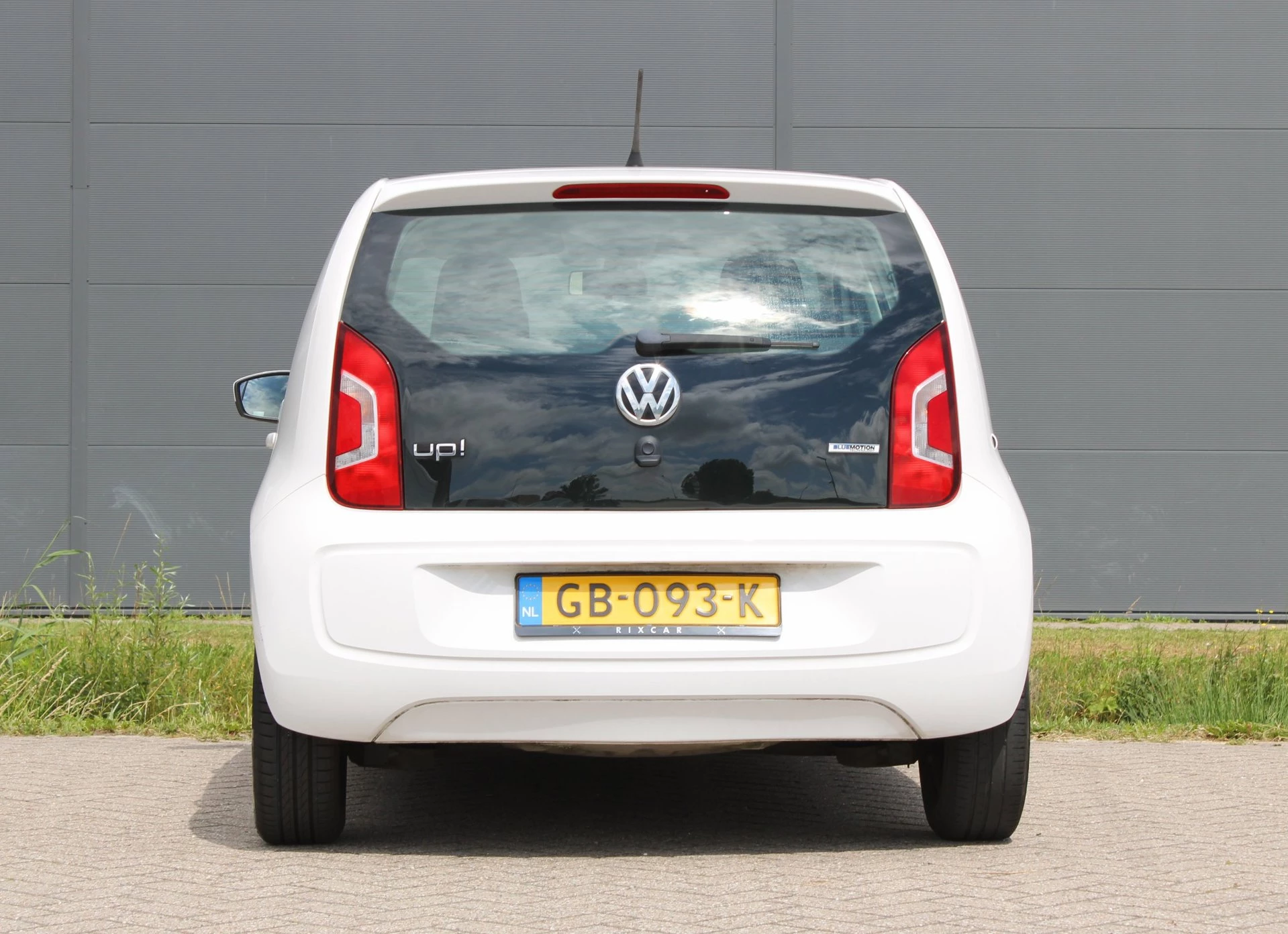 Volkswagen up! 2015 - 1.0 Move Up! BlueMotion Navigatie 1eEigenaar afbeelding 12