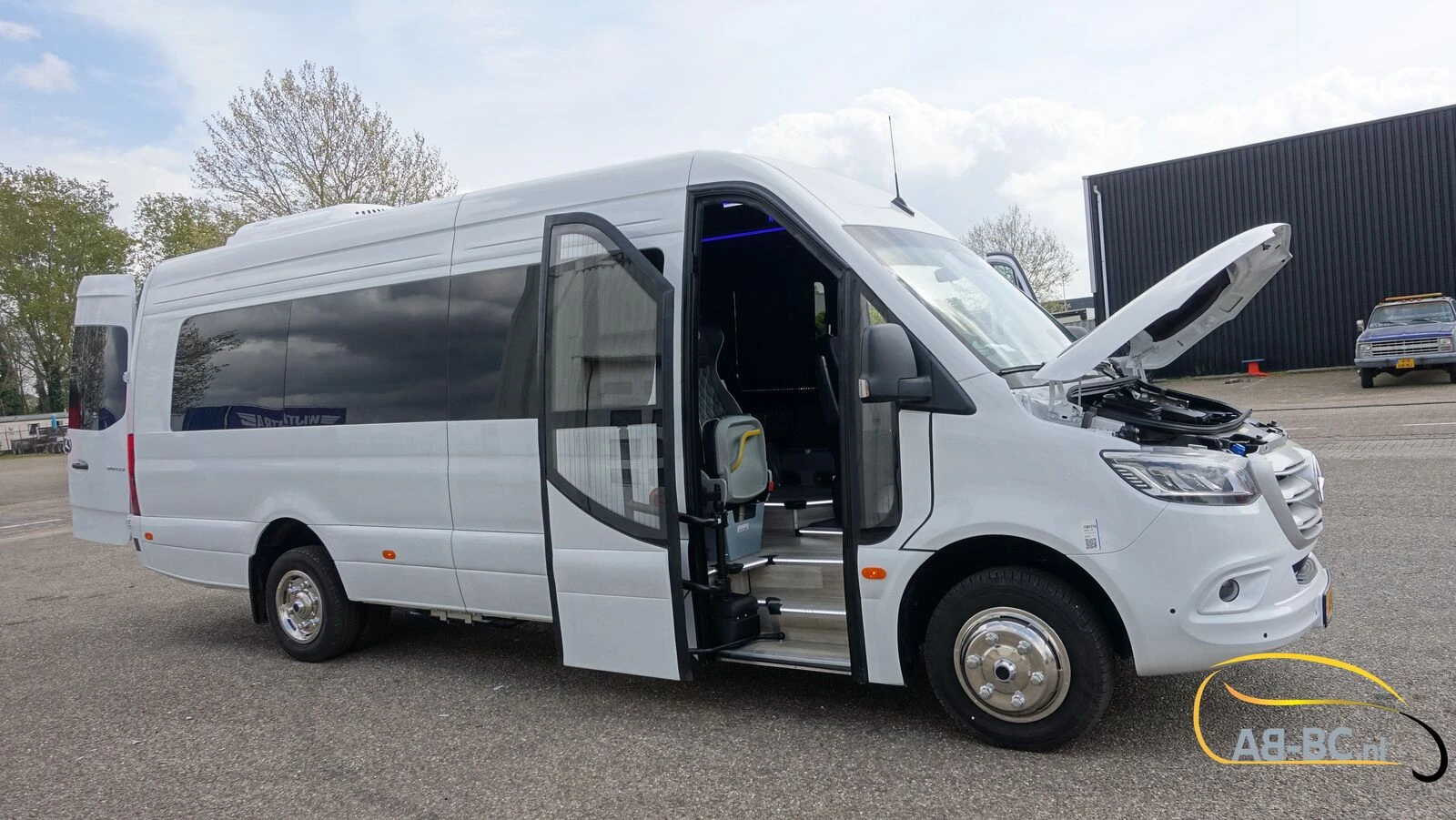 Mercedes-Benz Sprinter 2026 - Aveuro 519 CDI 21 seats EURO 6 obrázek 4