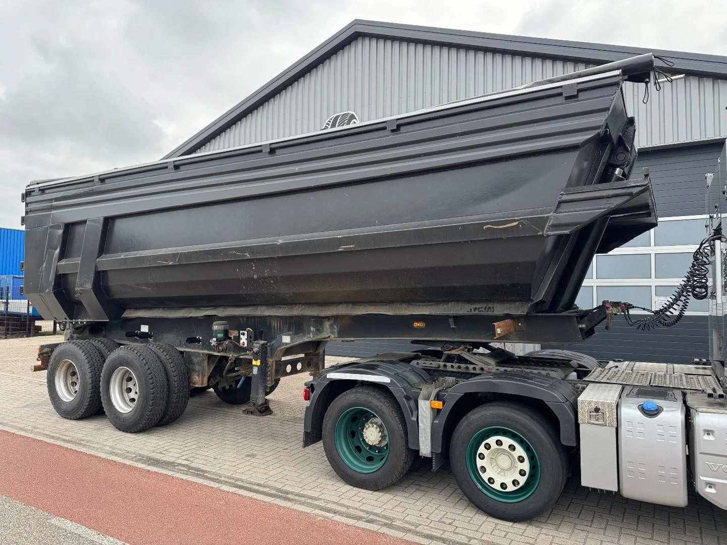 Minerva Pellicano 35 m3 / 47.000 Kg 2004 obrázek 1