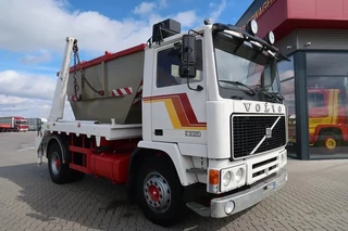 Volvo F 10 1979 - F10 4x2 - 1979 - Container Oldtimer image 5