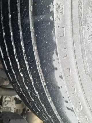 Volvo FH 2013 - 13.460 Globetrotter XL 6x2 - Box with side doors - Loadlift + Kelberg trailer 2012 with loadlift afbeelding 48