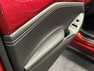 Mazda MX-5 2025 - ND Roadster 1.5 SkyActiv-G 132 Exclusive-Line Bose Leder Camera PDC Apple CarPlay bild 53