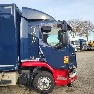 DAF LF210 2022 - / ENGINE RUNNING / ONLY:120371 KM / PLATFORM:1000 KG / LWDS / AIRCO / AUTOMATIC / EURO-6 / 2022 bild 3