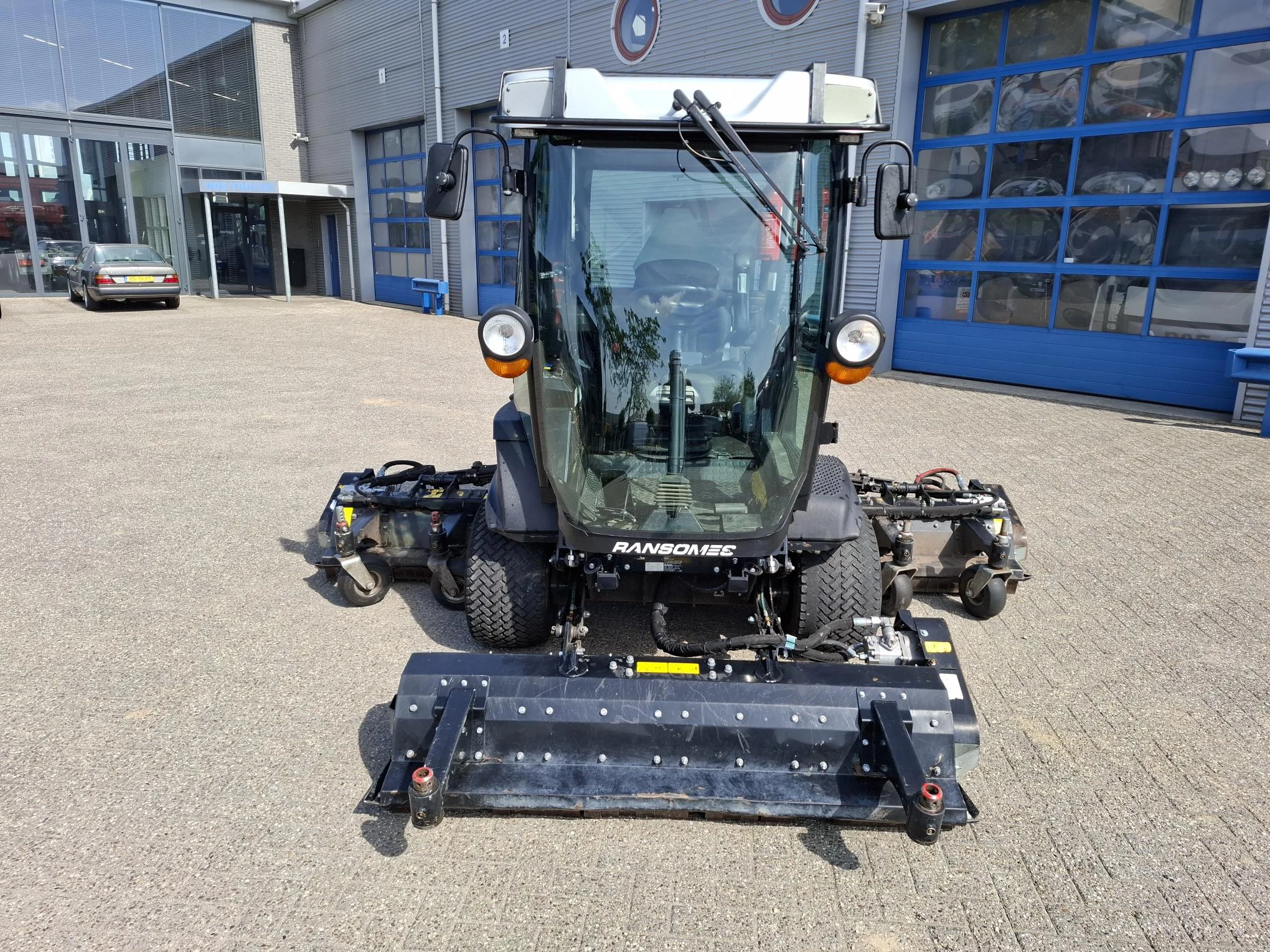 Ransomes 2021 - HM600 / FLAIL MOWER / 3855 HOURS / HYDROSTATIC / 65 HP / AIRCO / CLOSED CABIN / 2021 afbeelding 3