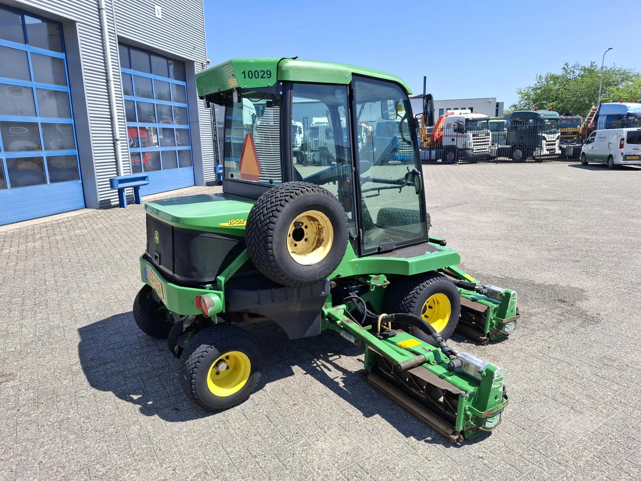 John Deere 2016 - 1905 / AWD / 31KW / NL REEL MOWER / !!!MARGE!!! / 8100 HOURS / 2016 afbeelding 7