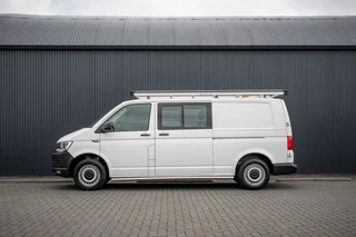 Volkswagen Transporter 2017 - 2.0 TDI 4motion L2H1 | 150 PK | DC 6-Zits | 1e Eigenaar | Cruise | Zijschuifdeur R+L | Airco | Imperiaal | Trekhaak bild 5