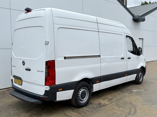 Mercedes-Benz Sprinter 2021 - 314 2.2 140PK Automaat L2H2 Climate Control Cruise Control Carplay Camera image 2 thumbnail