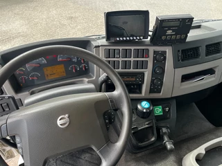 Volvo 240 2010 - FL Closed Box | Refrigerated | Low Milage | Excellent state | изображение 17