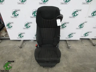 DAF - 1715495 //1715487 STOELEN SET DAF LF 230 EURO 6 MODEL 2020 na prodej