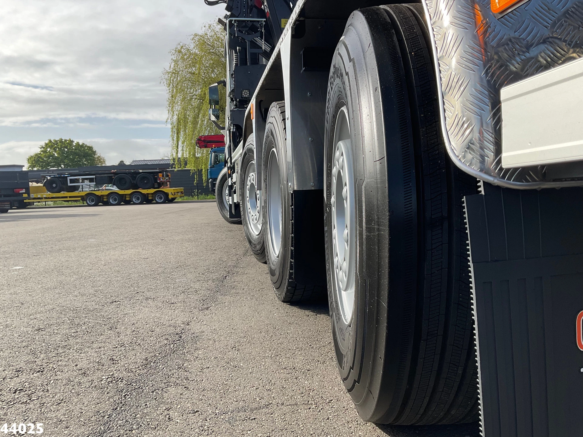 Volvo Volvo FM 460 8x2 Hiab 25 Tonmeter laadkraan 2024 Bild 12