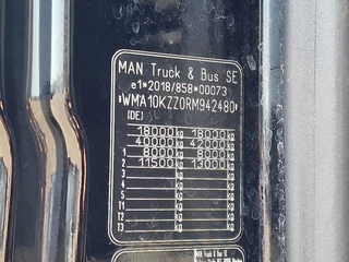 MAN TGX 2023 - 18.520 4x2 - Full spec - Retarder - Night clima - 2x tank - Full air - Navi bild 21
