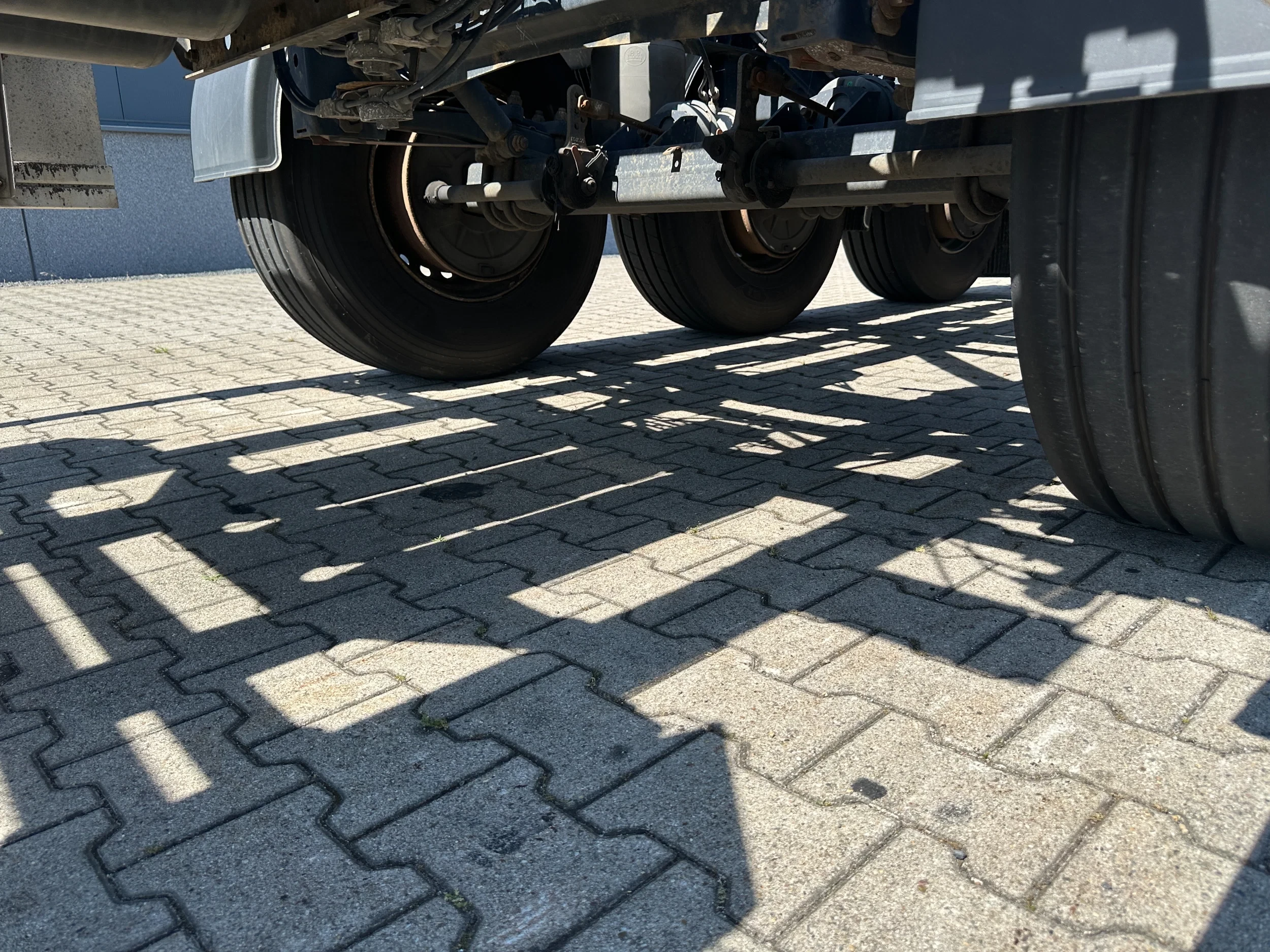 LAG 2017 - 20FT/30FT ADR Chassis / BPW DRUM / ADR (EXII, EXII, FL, AT) / NL-Chassis / 10x available zdjęcie 19