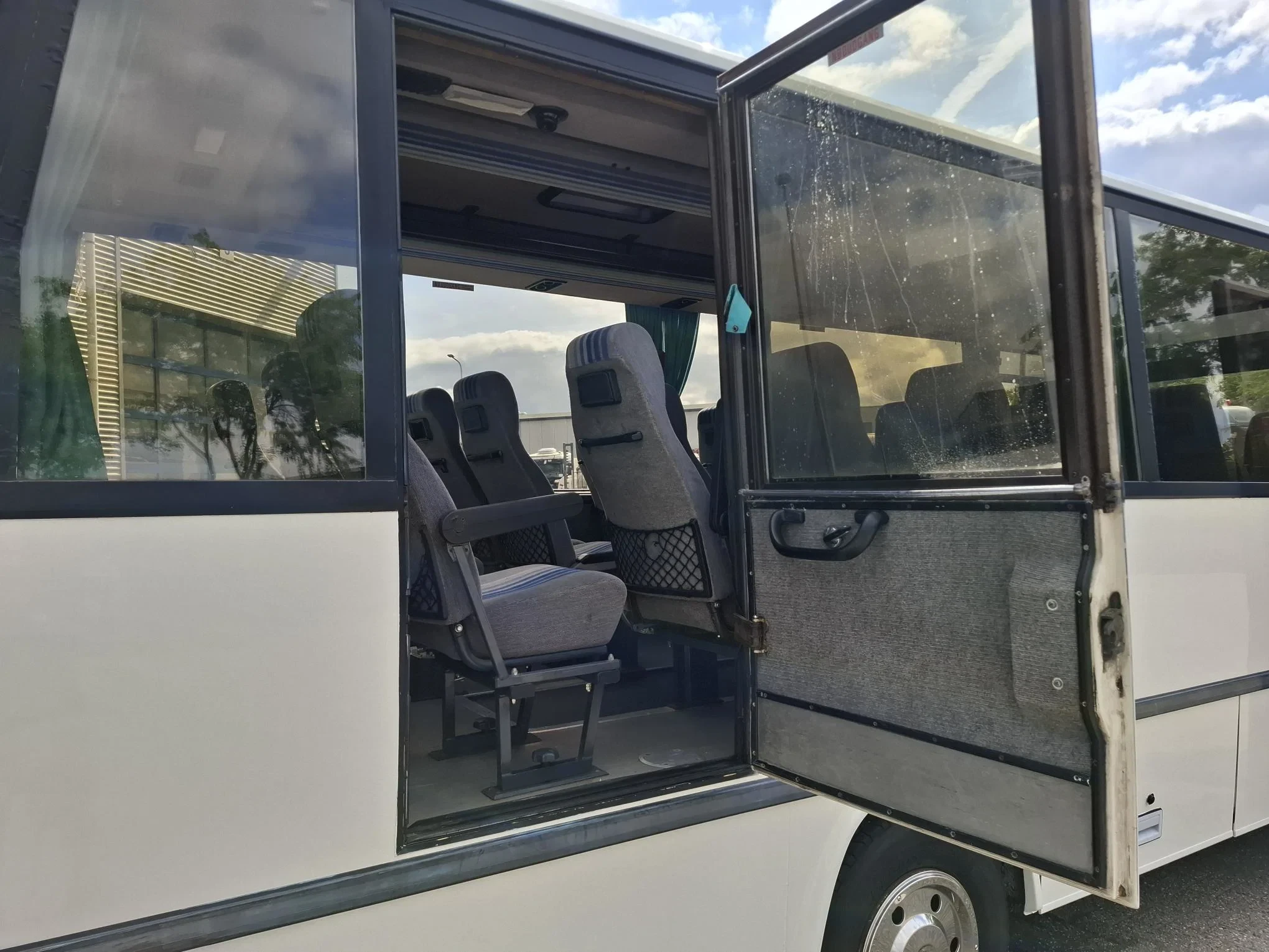 Mercedes-Benz 1991 - 814 D / 317828 KM / 23 PERSONS / FULL-STEEL / PARKHEAT+COOL / DOUBLE AIR REAR / AIRCO / MANUAL / 1991 afbeelding 8
