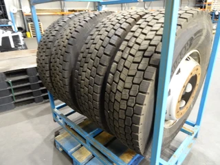 - Geen producent - - ALBOURGH315/80R22.5 imagen 1 miniatura