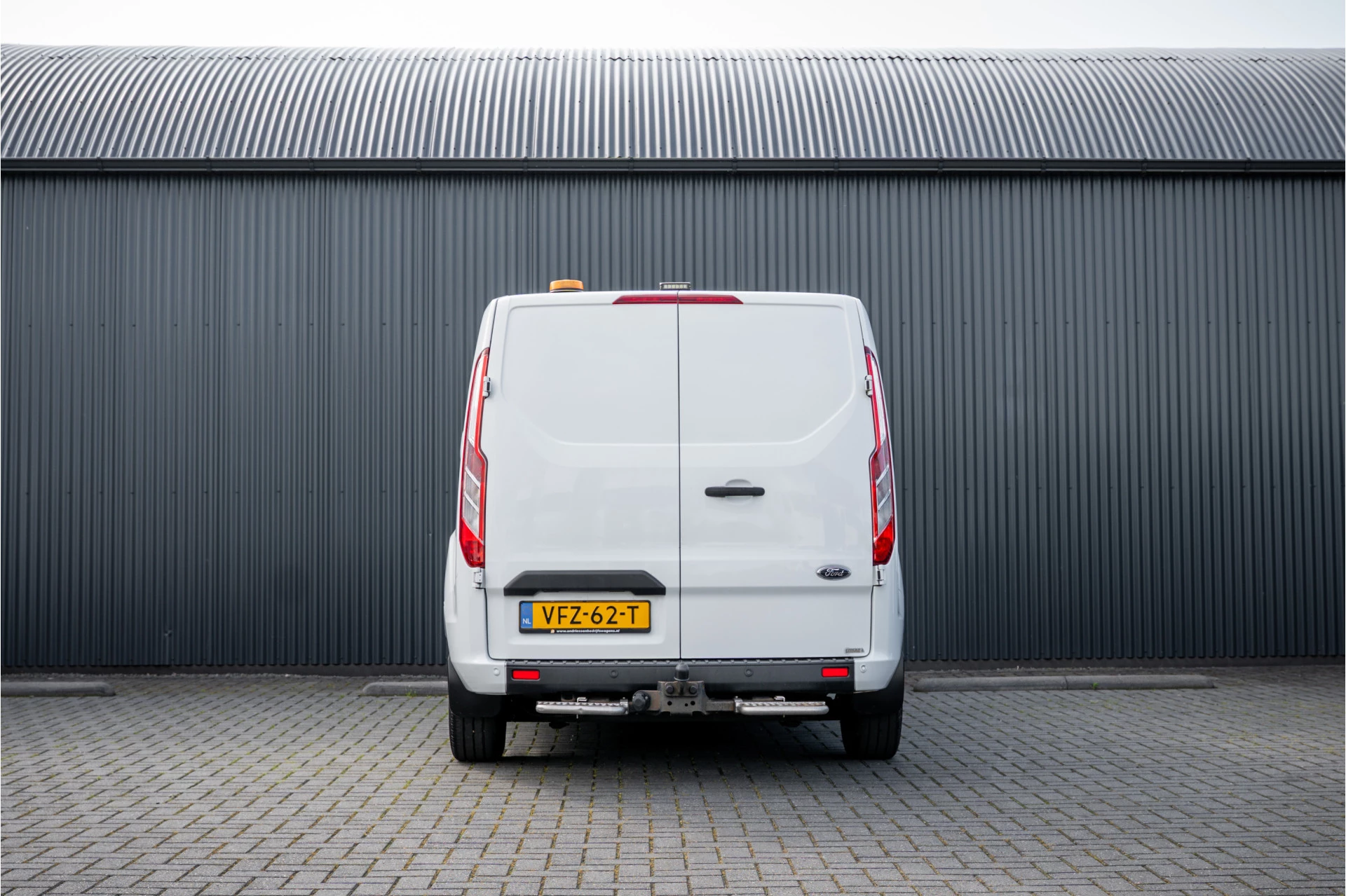 Ford Transit Custom 2020 - 2.0 EcoBlue L2H1 | 130PK | Volledig Ingericht | LED | Cruise | PDC | Airco | Trekhaak zdjęcie 8