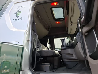 Scania S 2019 - NGS S520 V8 / TUV: 05-05-2027 / RETARDER / HYDRAULICS / FULL-AIR / ALCOA / NAVI / LEATHER / NL TRUCK / AUTOMATIC / EURO-6 / 2019 image 30