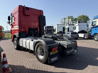 DAF XF 450 2018 - XF450 4X2 / Hydrauliek / Smart tacho / Standairco / 2 Bedden / APK 12-2026 afbeelding 3 miniatuur