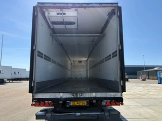 Schmitz Cargobull N/A 2012 - SCB*S3B / Thermoking / Lift axle / Lift imagem 17