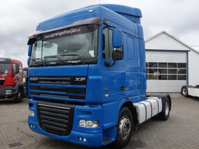 DAF XF 105.460 2006 - MANUAL GEAR,KIPPER HYDROLIEK,INTARDER afbeelding 2